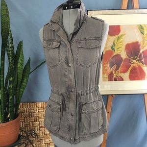 Max Jeans lightweight tencel vest size smal
